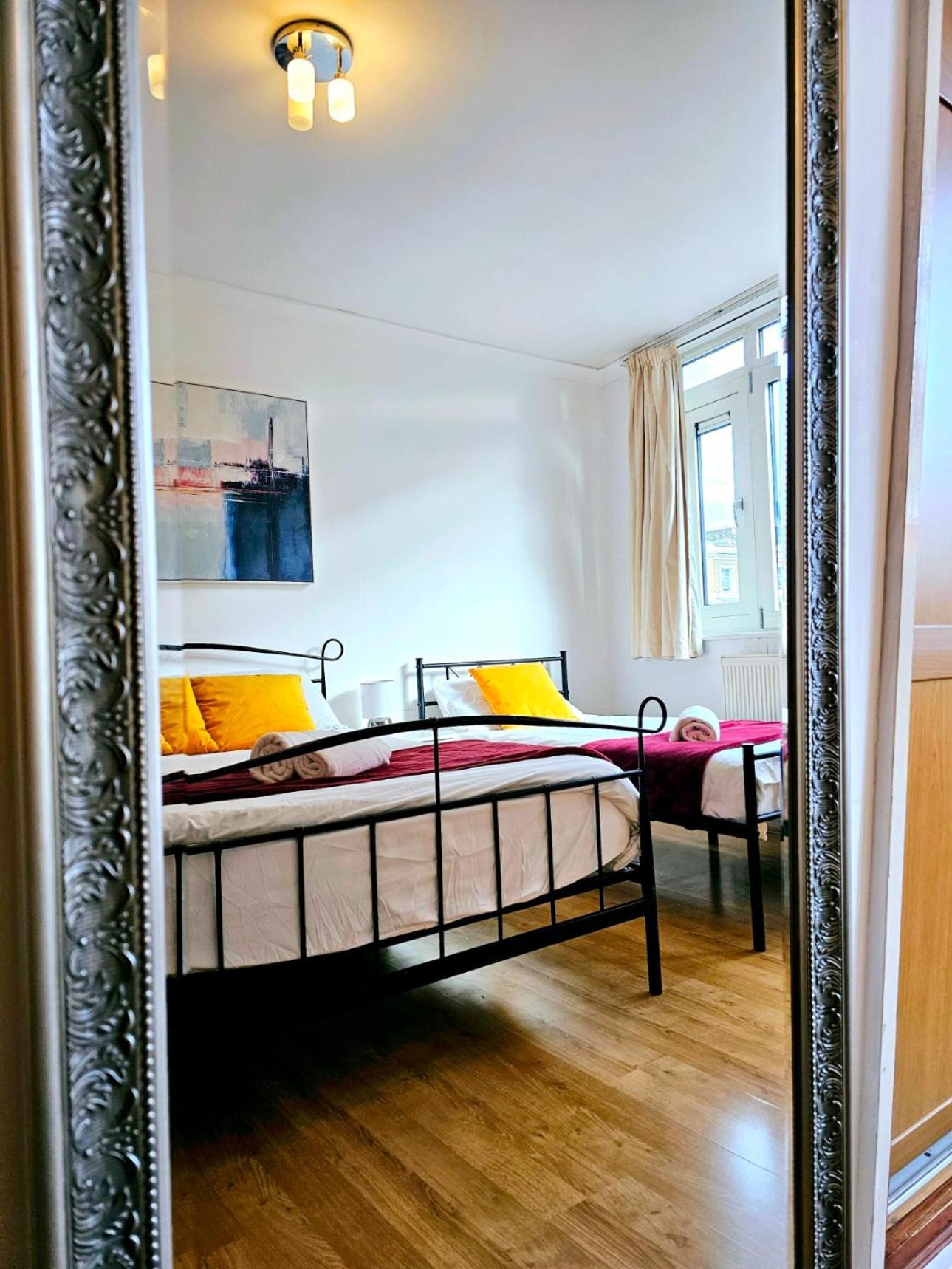 Bright & Spacious Home In Building With Lift, Right Next To Bayswater Station - Walk To Kensington Palace, Hyde Park, Little Venice & Notting Hill Londra Exterior foto